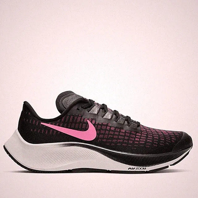Nike Air Zoom Pegasus 37 GS Running Shoe Size 5Y Big Kid